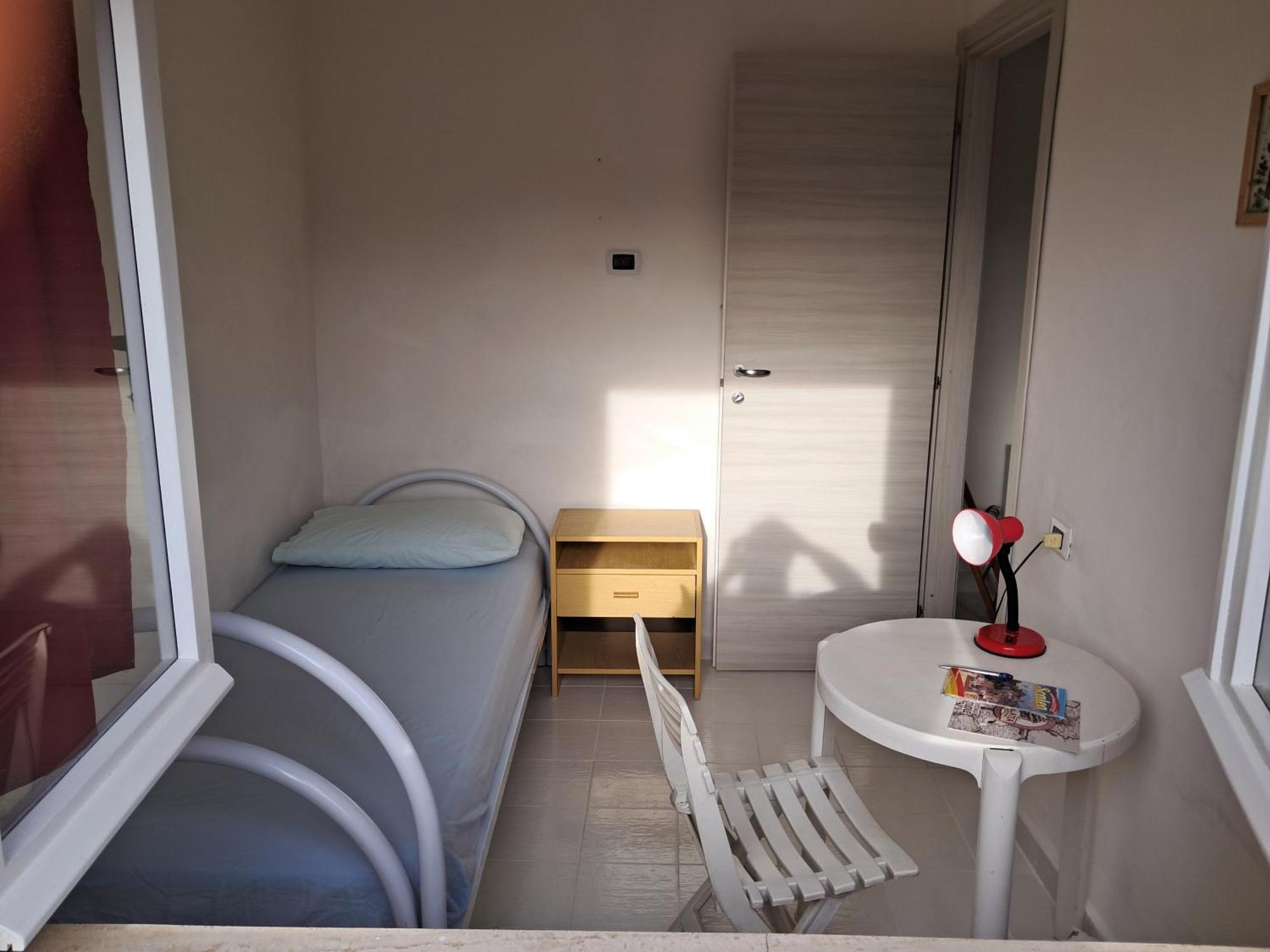 Levante Rooms Scalea Exterior photo